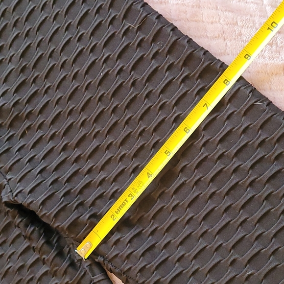 BBJ Los Angeles small spandex puckered black leggings with elastic and tie. - Picture 10 of 12